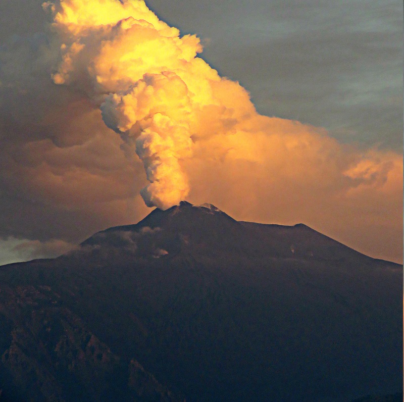 etna in pausa