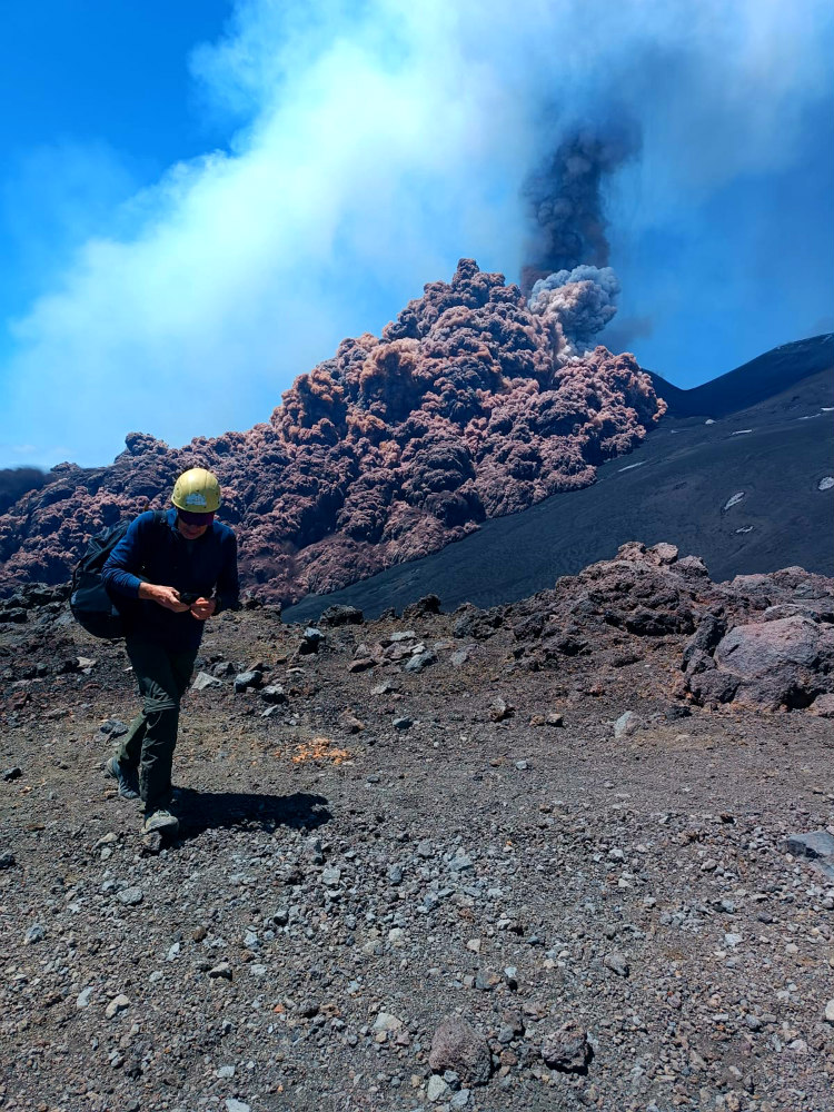 etna 2 giu