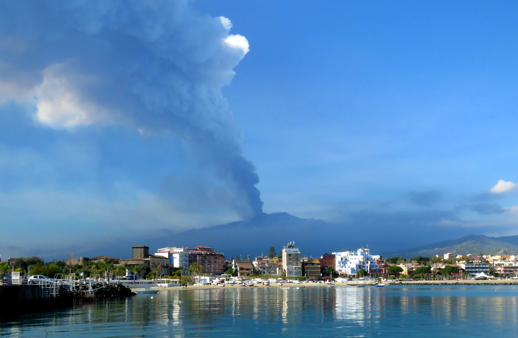 etna messina